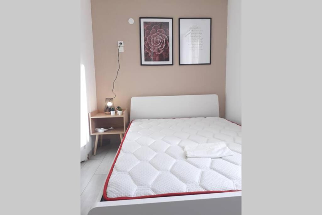 Maison De Village Saint-Barthélemy-de-Vals Extérieur photo